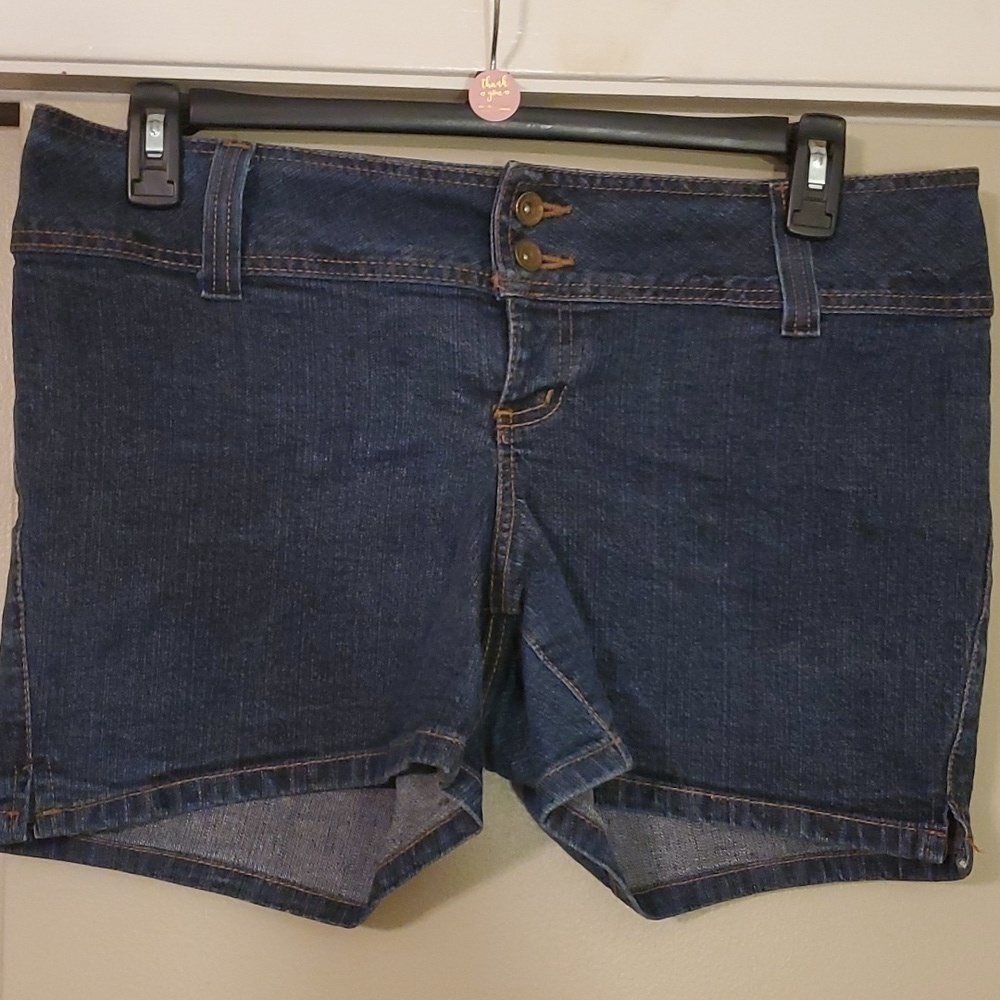 Paris Blues Button Up Denim Shorts Size 10